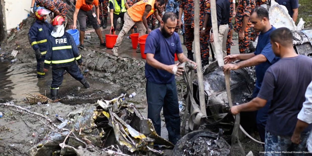 Bangladesh crash