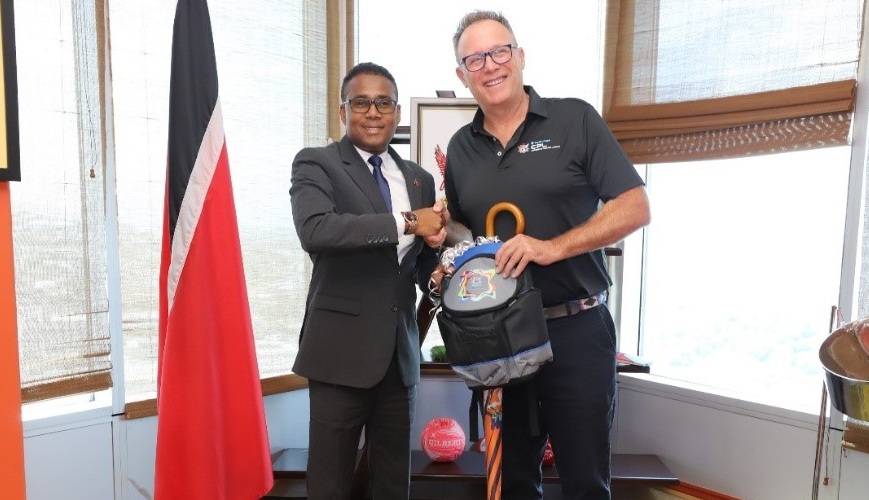 Minister Phillip Watts and Pete Russell CPL