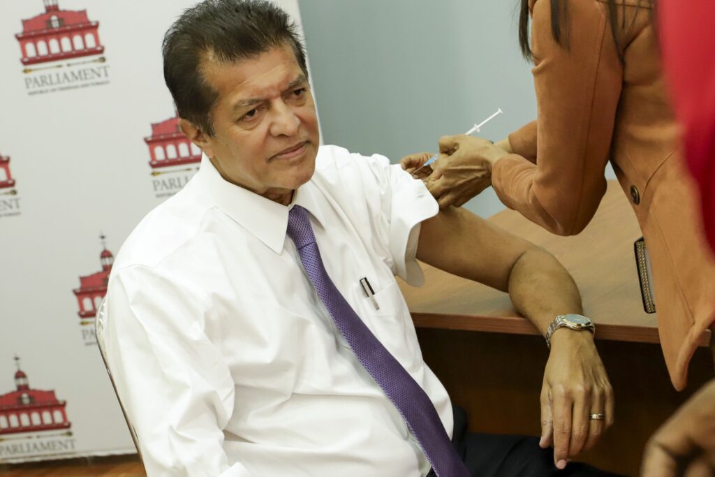 DR BODOE RECEIVE FLU SHOT