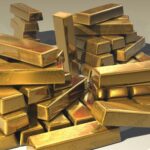 Gold price jumps to record high
