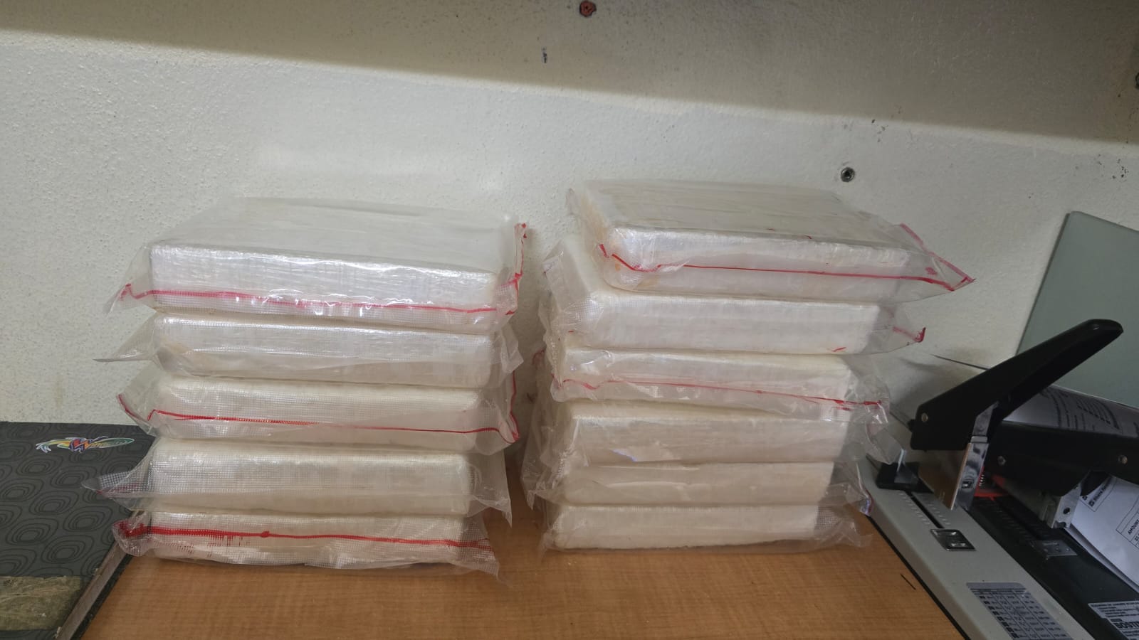 Photo 1 Narcotics Seized in TOB 27 11 2025