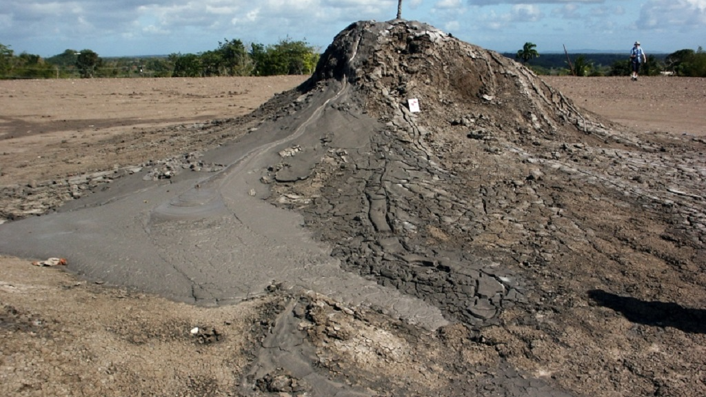 piparo mud volcano