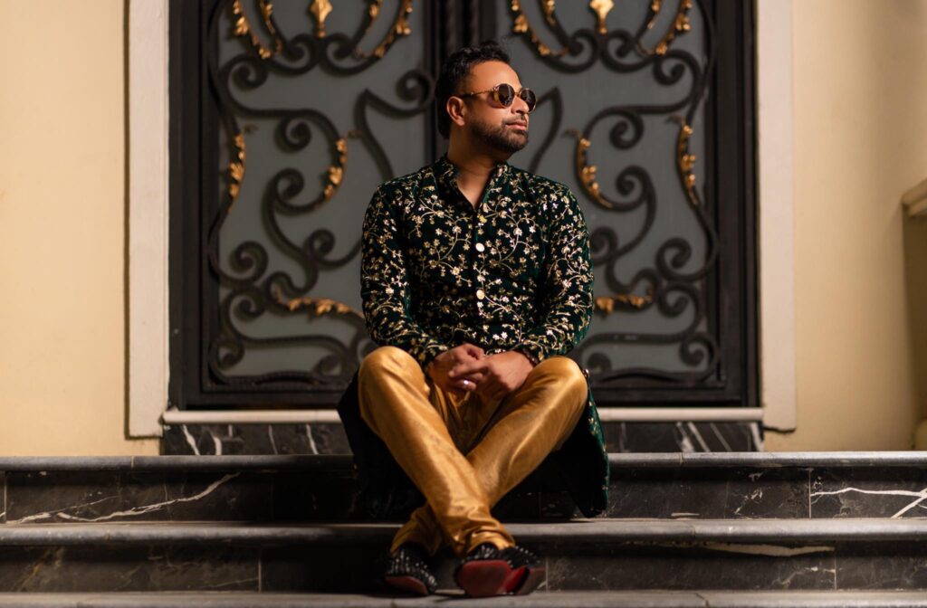 Ravi B