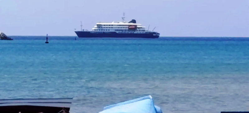 Cruise Ship