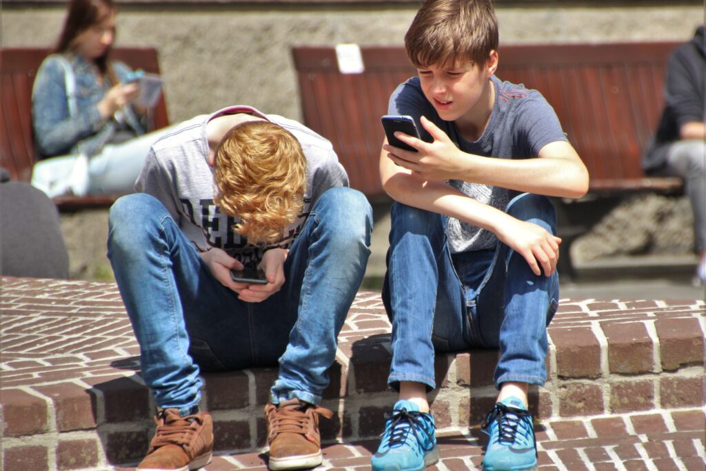 Teens phone