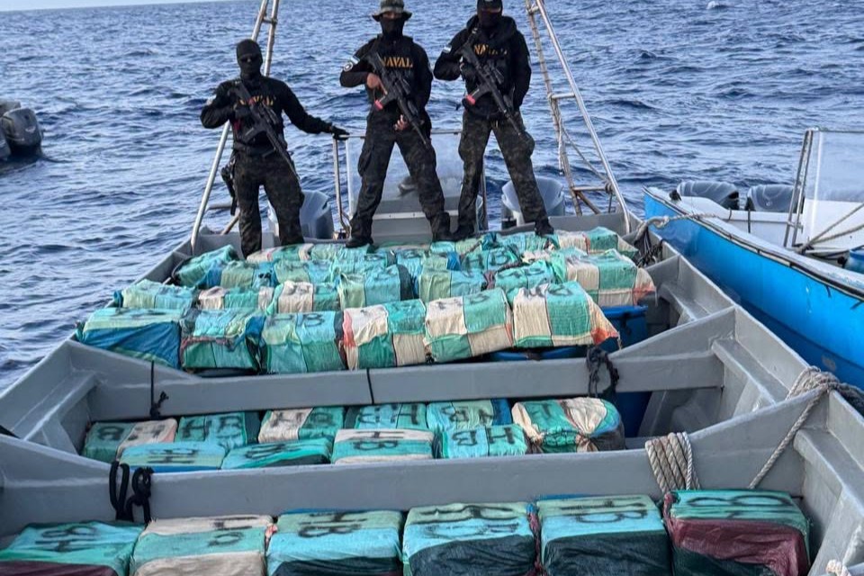1.6 tonnes cocaine