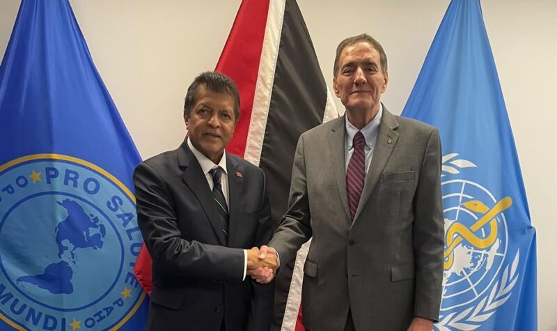 Minister Bodoe and Head of PAHO